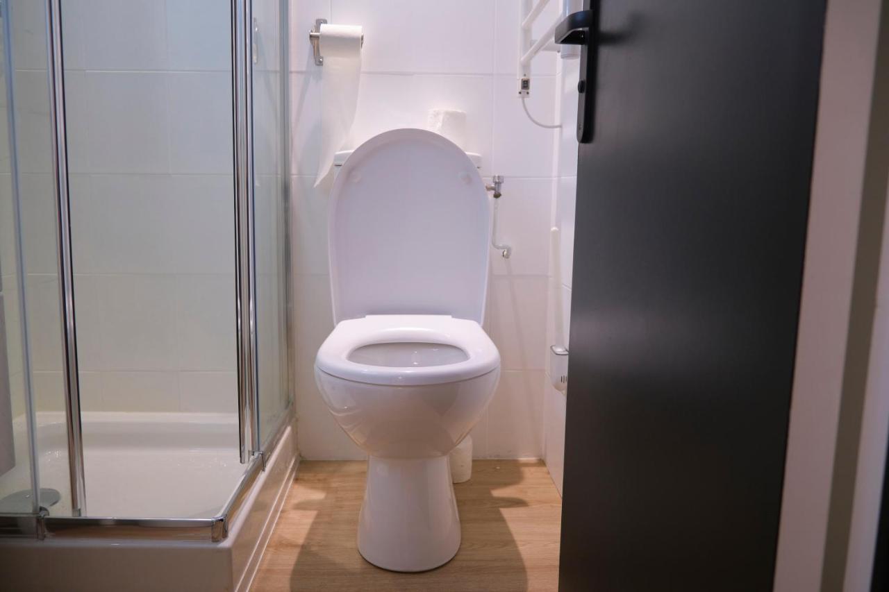 Suite Adamas Lyon Luaran gambar